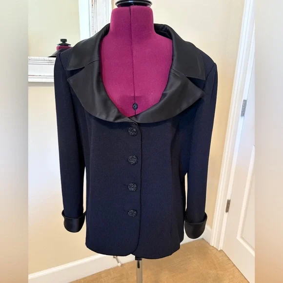 St. John Evening Jacket & Skirt w/Satin Cuffs & Collar EUC Santana - Picture 2 of 11